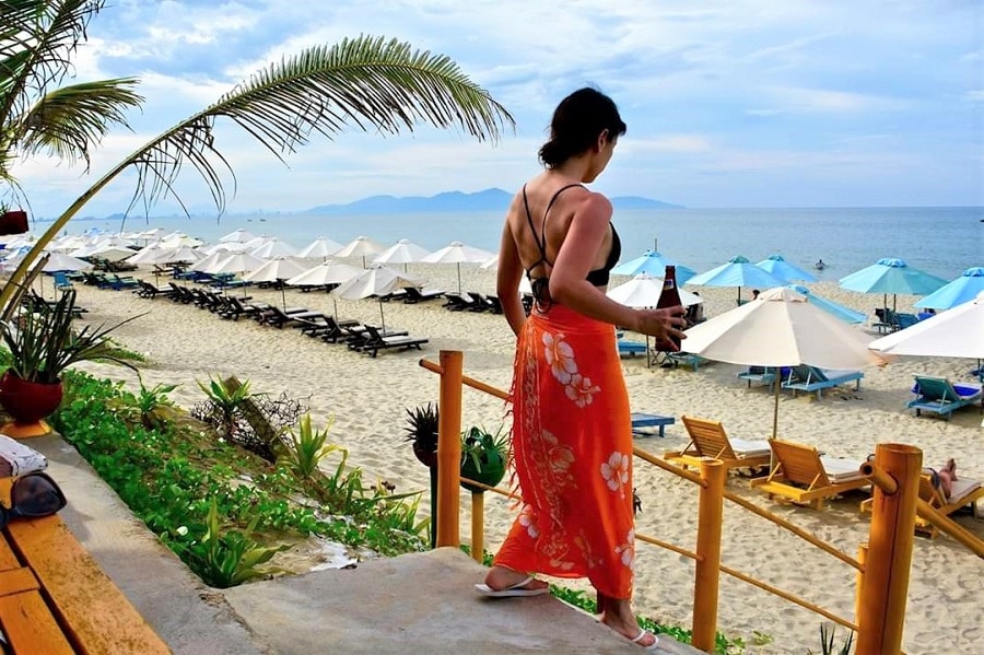 Hidden Beach lives up to its name, quiet, clean, and free from crowds 